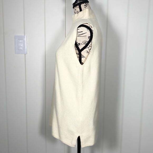 Massimo Dutti Mock Neck Sleeveless sweater - Picture 2 of 5